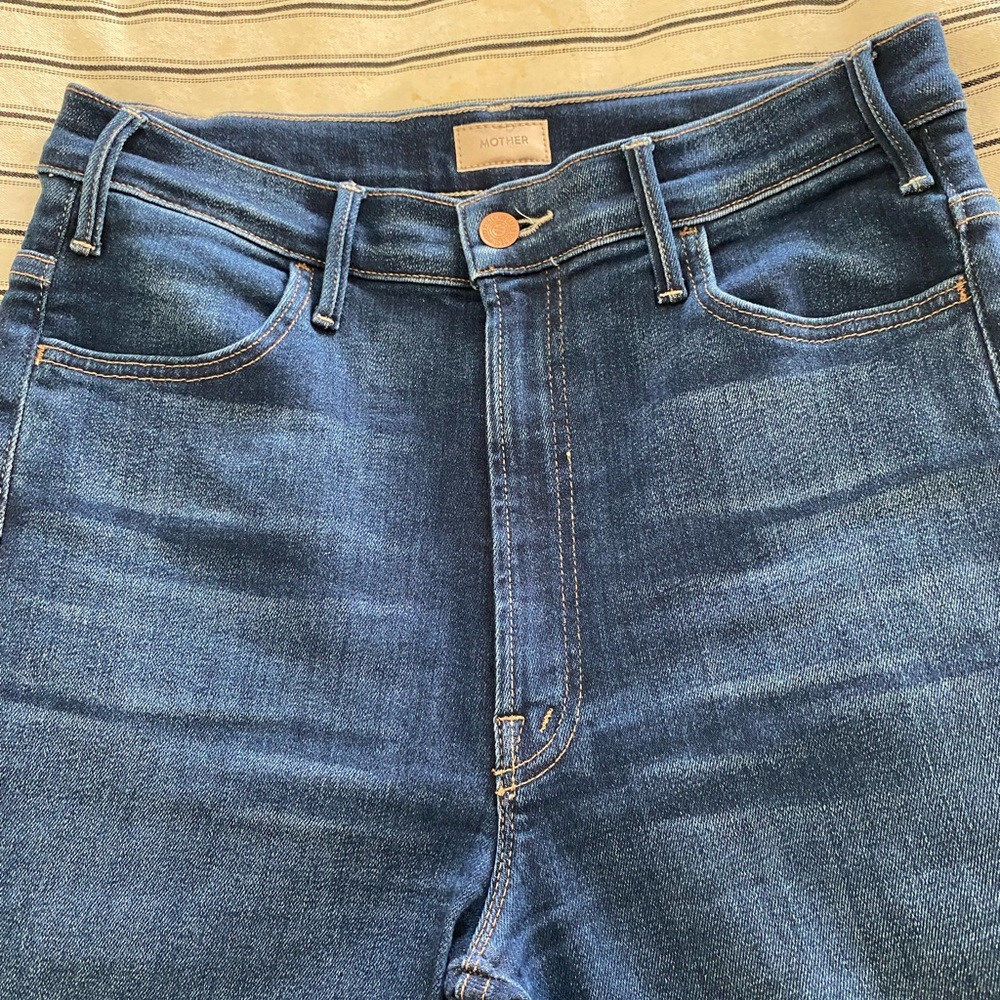 Mother Hustler Fray Jeans in Home Movies Wash (30)